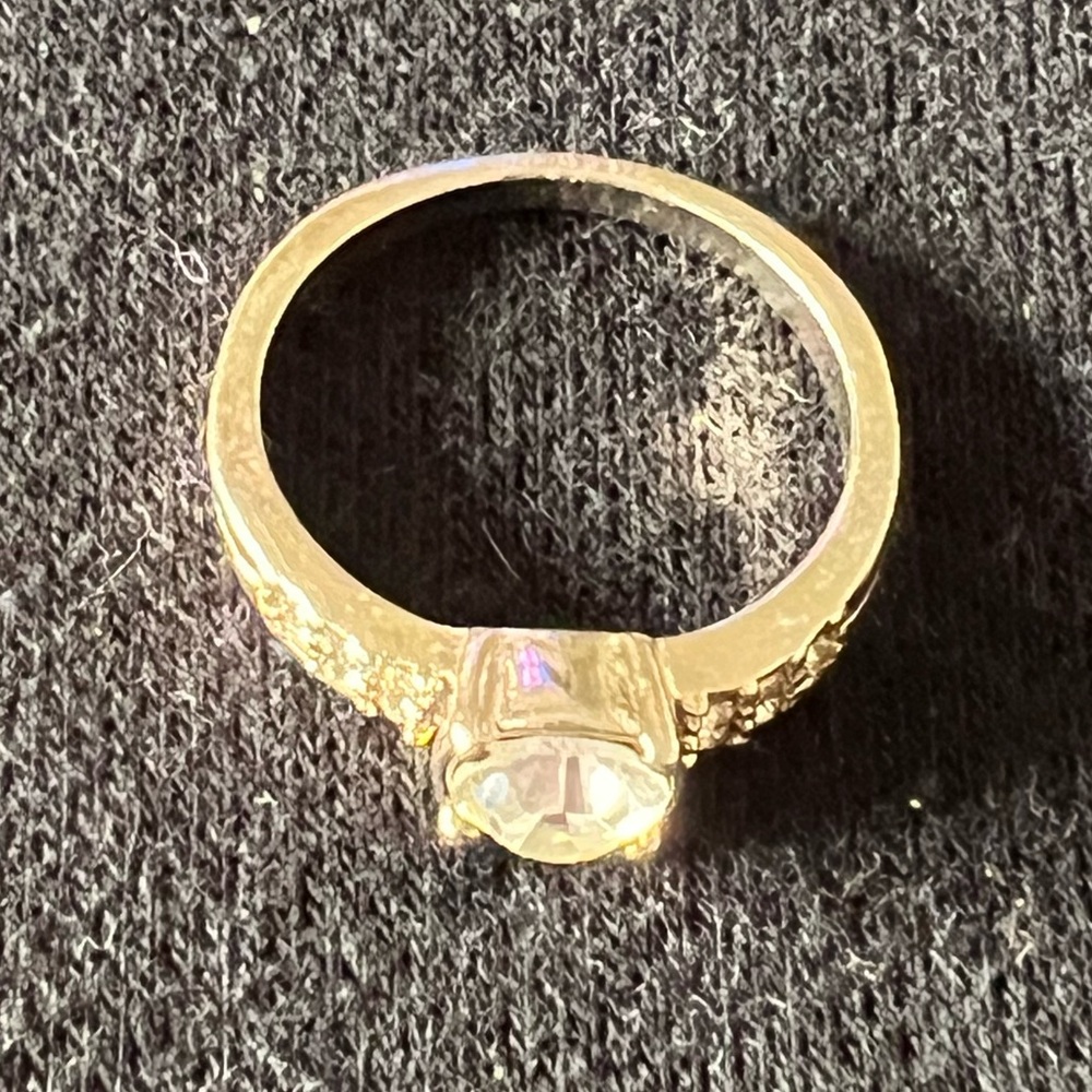 Golden Ring with Gemstones Size 7 NWOT
